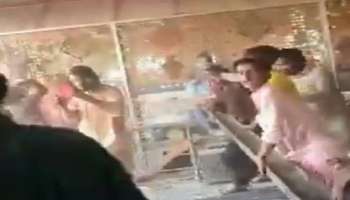 Mob attacks temple: പാകിസ്ഥാനിൽ ആൾക്കൂട്ടം ക്ഷേത്രം ആക്രമിച്ചു; വി​ഗ്രഹങ്ങൾ തകർത്തു
