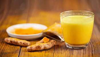 Turmeric Milk, Health benefits: കീമോത്തെറാപ്പിയുടെ പാര്‍ശ്വഫലങ്ങളെ തടുക്കും  മഞ്ഞള്‍പ്പാല്‍ , അറിയാം ഗുണങ്ങള്‍  