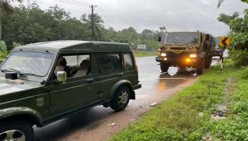 Kerala heavy rain: Rescue | രക്ഷാപ്രവർത്തനത്തിന് സൈന്യം എത്തി- ചിത്രങ്ങൾ