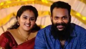 Anupama Baby Missing Case: ദത്ത് വിവാ​ദം, അനുപമയുടെ അച്ഛനെതിരെ സിപിഎം നടപടി