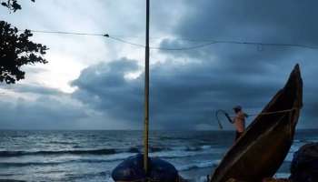 Heavy rain in Kerala | സംസ്ഥാനത്ത് ചൊവ്വാഴ്ച വരെ ശക്തമായ മഴയ്ക്ക് സാധ്യത; എല്ലാ ജില്ലകളിലും അതീവ ജാ​ഗ്രത