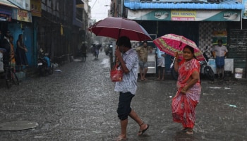 Tamil Nadu Rain | തമിഴ്നാട്ടിൽ മഴക്കെടുതിയിൽ 3 മരണം, നാല് ജില്ലകളിൽ റെഡ് അലർട്ട്