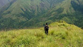 Trekking Safety Measures : ട്രെക്കിങിന് പോകുമ്പോൾ എടുക്കേണ്ട മുൻകരുതലുകൾ എന്തൊക്കെ? അറിഞ്ഞിരിക്കേണ്ടതെല്ലാം 