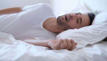 Obstructive Sleep Apnea: എന്താണ്  ഒബ്‌സ്ട്രക്ടീവ് സ്ലീപ് അപ്‌നിയ?  ലക്ഷണങ്ങളും കാരണങ്ങളും അറിയാം