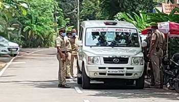 സോളാർ പീഡന പരാതി: സിബിഐ സംഘം ക്ലിഫ് ഹൗസിൽ; പരാതിക്കാരിയുമായി തെളിവെടുപ്പ് 