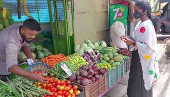 ഭക്ഷ്യ എണ്ണയ്ക്കും കോഴിയിറച്ചിക്കും വില കൂടി; വിപണിയിൽ തീറ്റവില കൂടിയതാണ് പ്രതിസന്ധിക്ക് കാരണമെന്ന് കച്ചവടക്കാർ