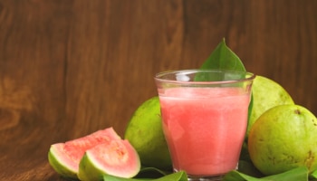 Guava Juice: തടി കുറയ്ക്കും, സൗന്ദര്യത്തിനും ബെസ്റ്റ്; ജ്യൂസുകളിൽ കേമൻ ഈ പേരയ്ക്കാ ജ്യൂസ് 