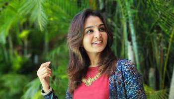 Manju Warrier : &quot;വരാനിരിക്കുന്നത് സന്തോഷത്തിന്റെ ദിനങ്ങൾ&quot;; ക്ലാസ്സിക് ലുക്കിൽ മഞ്ജു വാര്യർ 