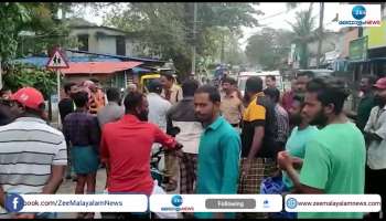 To Search fisherman who stucked in Muthalapozhi Localities Made Protest