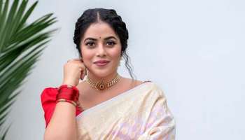 Shamna Kasim : കേരള സാരിയിൽ അതിസുന്ദരിയായി ഷംന കാസിം; ചിത്രങ്ങൾ കാണാം