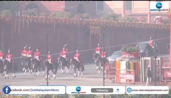 Visuals of President Draupadi Murmu reaching Parliament
