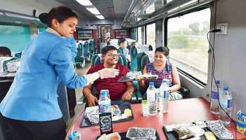 IRCTC Update: നിങ്ങളുടെ സീറ്റില്‍ ഇഷ്ടഭക്ഷണം എത്തും, റെയില്‍വേയുടെ പുതിയ വാട്ട്‌സ്ആപ്പ് സേവനം എത്തി