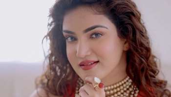 Honey Rose : ചുവപ്പ് ഔട്ട്ഫിറ്റിൽ ഹോട്ടായി ഹണി റോസ്; കാണാം ചിത്രങ്ങൾ