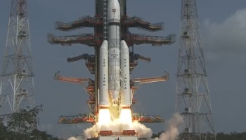 ​ISRO&#039;s LVM3 Rocket: വൺ വെബിന്റെ 36 ഉപ​ഗ്രഹങ്ങളുമായി ഐഎസ്ആർഒയുടെ എൽവിഎം-3 വിക്ഷേപിച്ചു