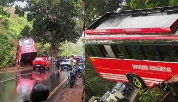 Bus Accident : തൃശൂർ-ഷൊർണൂർ സംസ്ഥാന പാതയിൽ ബസ് താഴ്ചയിലേക്ക് മറിഞ്ഞ് അപകടം; രണ്ട് പേർക്ക് പരിക്ക്
