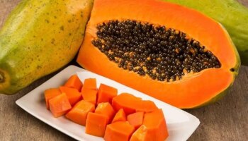 Benefits Of Papaya: പ്രമേഹരോ​ഗികൾക്ക് പപ്പായ കഴിക്കാമോ? ഇവ അറിഞ്ഞിരിക്കുക