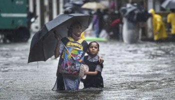 Kerala Rain Updates: അതിതീവ്രമഴ: ഈ ജില്ലയിലെ വിദ്യാഭ്യാസസ്ഥാപനങ്ങൾക്ക് നാളെ അവധി