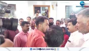 Jaick C Thomas at Oommen Chandy's house