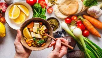 Ayurveda Diet For Monsoon: മഴക്കാലത്ത് രോ​ഗ സാധ്യതകൾ കൂടുതൽ; ആയുർവേദം പറയുന്ന ഈ ഡയറ്റ് പിന്തുടരാം