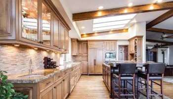 Kitchen Vastu: അടുക്കളയിൽ സൂക്ഷിക്കുന്ന ഈ വസ്തുക്കൾ വീടിന് ദോഷം