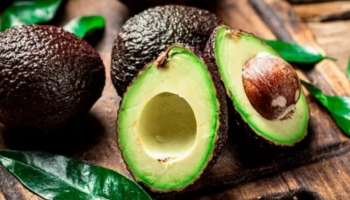 Avocado Benefits For Heart: ഹൃദയത്തിന്റെ ആരോ​ഗ്യം മികച്ചതായി നിലനിർത്താം; അവോക്കാഡോ നൽകുന്ന ​ഗുണങ്ങൾ ഇത്രയും