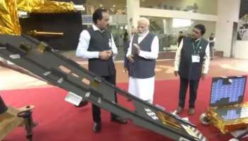 PM Modi ISRO Visit: ശാസ്ത്രജ്ഞരെ അഭിനന്ദിച്ച് പ്രധാനമന്ത്രി; വിക്രം ലാൻഡർ ഇറങ്ങിയ സ്ഥലം ഇനി &#039;ശിവശക്തി&#039;