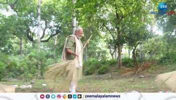 Prime Minister participates in cleaning activities on the occasion of Gandhi Jayanti