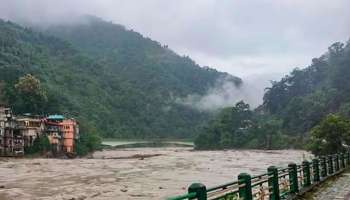 Sikkim flash flood: സിക്കിമിലെ മിന്നൽ പ്രളയത്തിൽ മരണം 18 ആയി; 98 പേർക്കായി തിരച്ചിൽ തുടരുന്നു