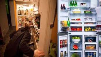 Refrigerator Blast: വീട്ടിലെ ഫ്രിട്ജ് പൊട്ടിത്തെറിച്ച് ഒരു കുടുംബത്തിലെ അഞ്ച് പേർ വെന്തു മരിച്ചു
