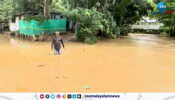 Central Minister V Muraleedharan Visits Flood Affected Region in Thiruvananthapuram
