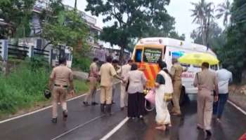 Bus Accident: കെഎസ്ആർടിസിയുമായി മത്സരയോട്ടം; സ്വകാര്യ ബസ് അപകടത്തിൽപ്പെട്ട് നിരവധി പേർക്ക് പരിക്ക്