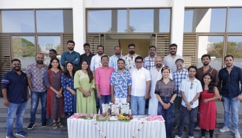 Nunakuzhi Movie: &#039;നുണക്കുഴി&#039; ഷൂട്ടിം​ഗ് തുടങ്ങി; ജീത്തു - ബേസിൽ ചിത്രത്തിന് പൂജയോടെ തുടക്കം