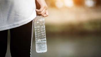 Bottle Water Side Effects | പ്ലാസ്റ്റിക് കുപ്പിയിലെ വെള്ളം സ്ഥിരമായി കുടിച്ചാൽ എന്ത് സംഭവിക്കും?
