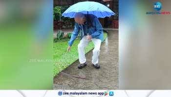watch Video Un believable Size of an Earthworm