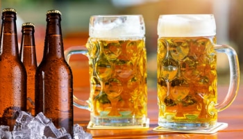 Dangerous Side Effects Of Beer: ബിയർ പ്രേമികളുടെ ശ്രദ്ധയ്ക്ക്...! ഹൃദ്രോ​ഗം മുതൽ ക്യാൻസർ വരെ; നിങ്ങളെ കാത്തിരിക്കുന്ന രോ​ഗങ്ങളുടെ ലിസ്റ്റിതാ 