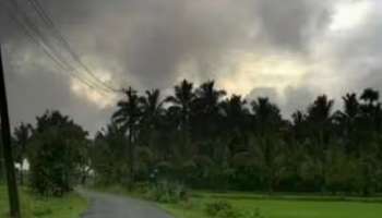 Kerala Rain Alert: അതിശക്തമായ മഴയ്ക്ക് സാധ്യത; രണ്ട് ജില്ലകളിൽ ഓറഞ്ച് അലർട്ട്, എട്ട് ജില്ലകളിൽ യെല്ലോ അലർട്ട്