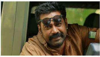 Biju Menon 30 Years: ബിജു മേനോന്റെ മൂന്ന് പതിറ്റാണ്ടുകൾ... ആ നാഴികക്കല്ലും കടന്ന് താരം, ആഘോഷം