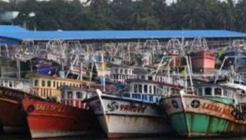 Trawling Ban: സംസ്ഥാനത്ത് ട്രോളിങ് നിരോധനം ഏർപ്പെടുത്തി; ജൂൺ 10 മുതൽ, നിരോധനം 52 ദിവസം
