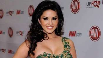 Sunny Leone&#039;s Dance Show: കേരള സർവകലാശാലയിൽ സണ്ണി ലിയോണിയുടെ നൃത്തപരിപാടി തടഞ്ഞ് വൈസ് ചാൻസലർ