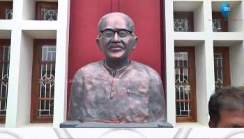 New Statue of MN Goivindan nair at the cPI headquarters has been replaced with the old one