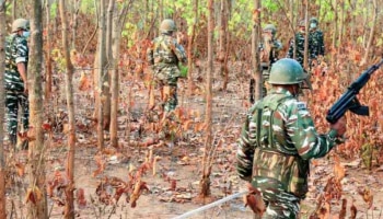 Chhattisgarh Encounter: ഛത്തീസ്ഘട്ടിൽ 31 മാവോയിസ്റ്റുകളെ വധിച്ചു; 2 ജവാന്മാർക്ക് വീരമൃത്യു