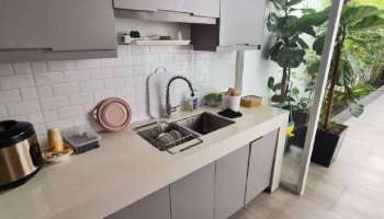 Kitchen Tips: അടുക്കള എപ്പോഴും വൃത്തിയായിരിക്കണോ? ഇക്കാര്യങ്ങൾ ശ്രദ്ധിക്കൂ