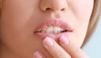 DIY Lip Scrubs: മഞ്ഞുകാലമല്ലേ, ചുണ്ട് വരണ്ടുപൊട്ടാൻ സാധ്യതയുണ്ട്! ലിപ് സ്ക്രബ് വീട്ടിൽ തന്നെ ഉണ്ടാക്കാം...