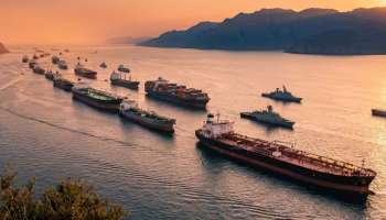 US Iran War: യുദ്ധം മുറുകുന്നു; അമേരിക്കൻ പടക്കപ്പലുകൾക്ക് നേരെ ഇറാന്റെ ഡ്രോൺ ആക്രമണം