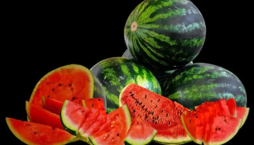 Watermelon: തണ്ണിമത്തൻ ഇങ്ങനെ കഴിക്കല്ലേ; 5 സി​ഗരറ്റ് വലിക്കുന്നതിനേക്കാൾ അപകടകരം...! 