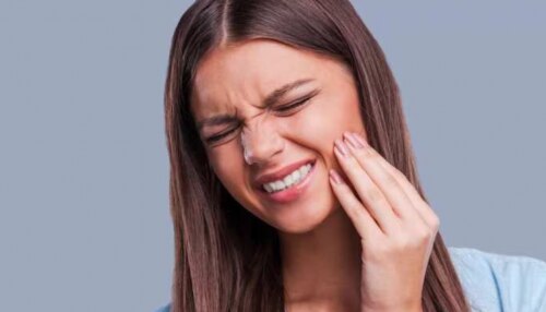 Toothache Relief: അസഹ്യമായ പല്ലുവേദനയാണോ? ഇനി വിഷമിക്കേണ്ട, പരിഹാരം ഇതാ...