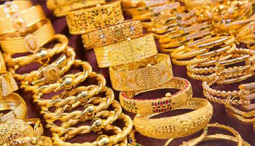 Gold Rate Kerala Today: വീണ്ടും മുകളിലേക്ക് സ്വർണ്ണവില; ഇന്ന് ഒരു പവൻ സ്വർണ്ണത്തിന് എത്ര കൊടുക്കണം