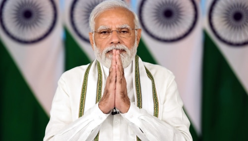 PM Modi Astro Predictions: നരേന്ദ്രമോദിയുടെ ജാതകത്തിൽ രാജയോ​ഗം! കടുത്ത തീരുമാനങ്ങൾ നടപ്പിലാക്കാൻ ഇനിയും പോരാടും; ജന്മരാശി വച്ച് ജ്യോതിഷ പ്രവചനം ഇങ്ങനെ...