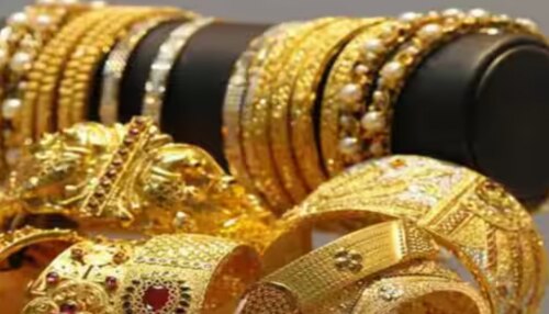 Gold Rate Kerala Today: ട്രംപും ഇറാനും ധാരണയായി; പക്ഷേ താഴാൻ മനസില്ലാതെ സ്വർണവില, കുതിപ്പ് ഇതെങ്ങോട്ടാ?