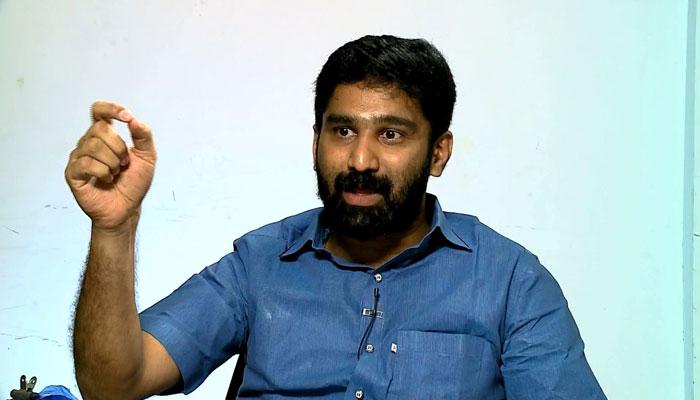 ശരീര, സൗന്ദര്യ, ചർമ്മകാന്തി പ്രദർശനമല്ല; മികച്ച ക്യാരക്റ്റർ റോളുകൾ തന്നെയാണ് കോമൺസെൻസുള്ളവര് പ്രതീക്ഷിക്കുന്നത്; മമ്മൂട്ടിയെ വിമര്ശിച്ച് വി. ടി ബല്റാം ശരീര, സൗന്ദര്യ, ചർമ്മകാന്തി പ്രദർശനമല്ല; മികച്ച ക്യാരക്റ്റർ റോളുകൾ തന്നെയാണ് കോമൺസെൻസുള്ളവര് പ്രതീക്ഷിക്കുന്നത്; മമ്മൂട്ടിയെ വിമര്ശിച്ച് വി. ടി ബല്റാം
